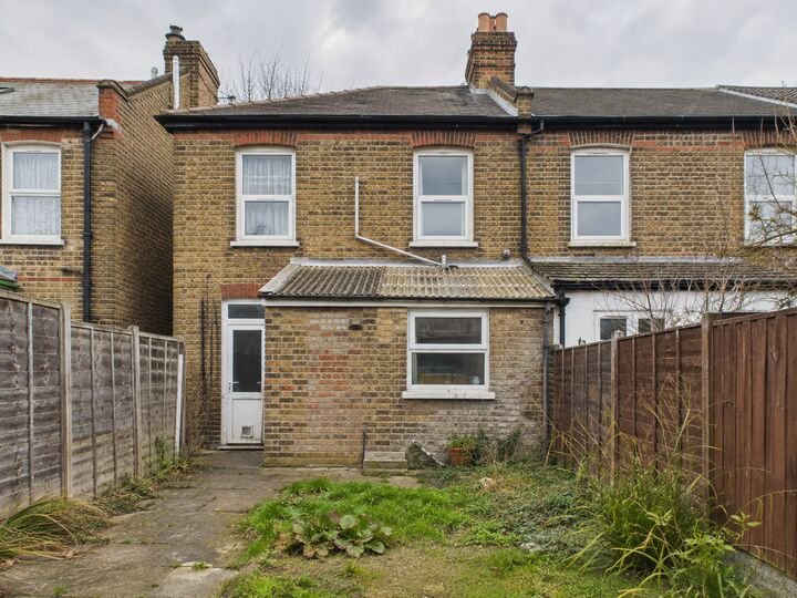 Victorian Walthamstow house before refurbishment
